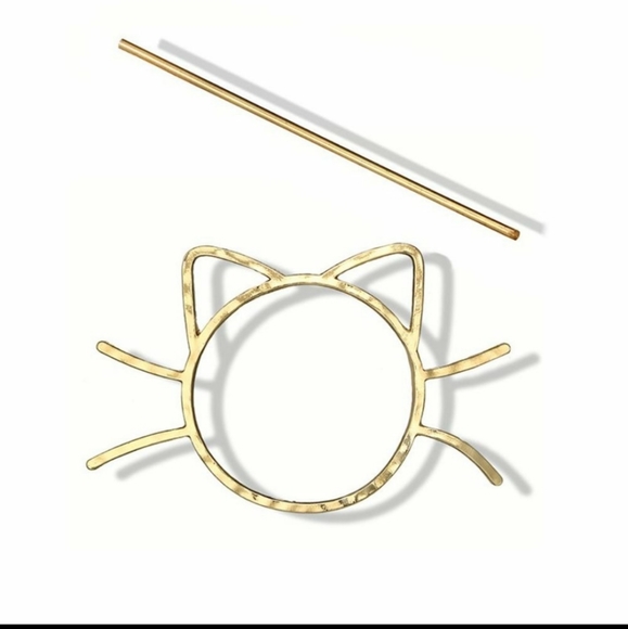 Cat Hair Pin - Picture 2 of 3